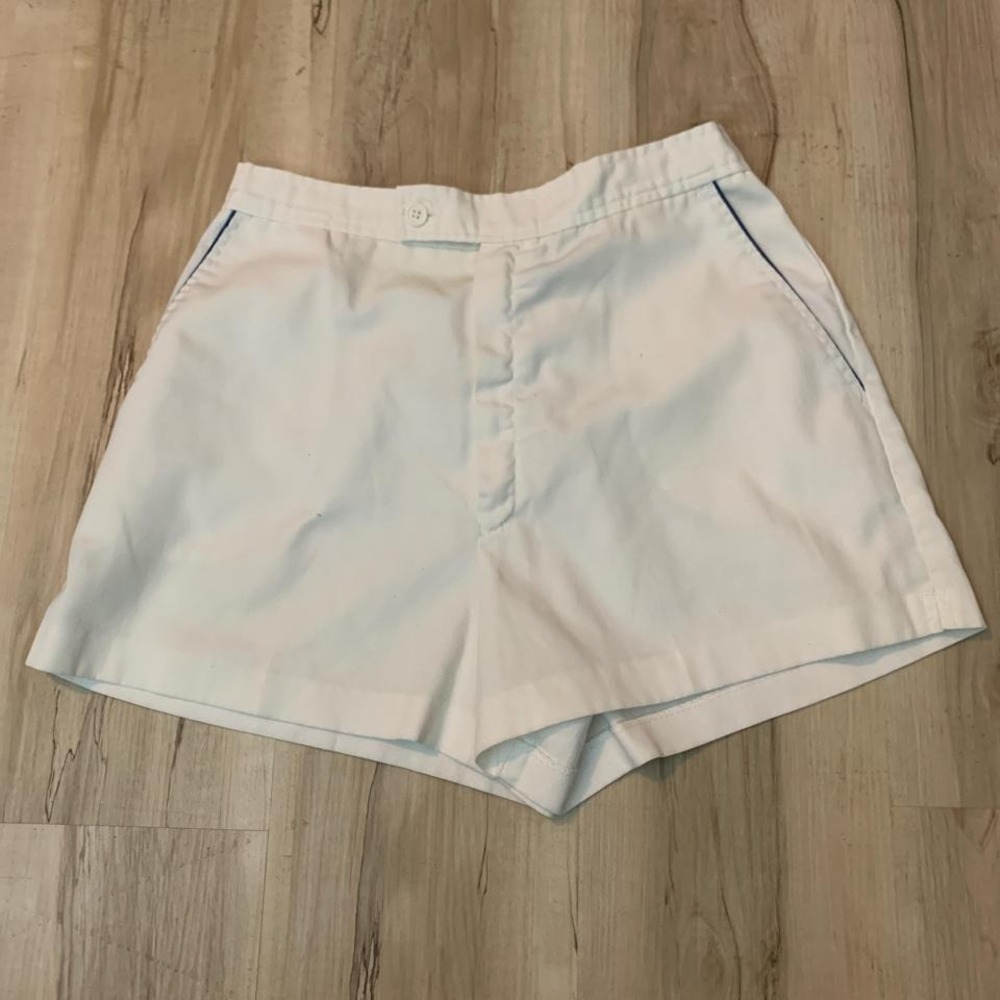 Vintage 1970's gym classic white and blue shorts with a sporty vibe